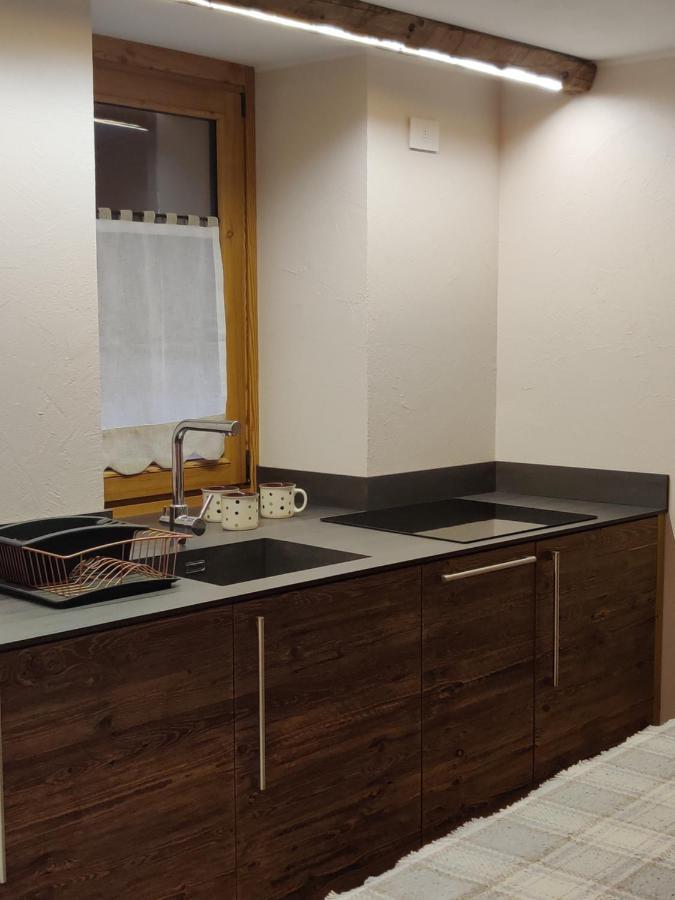 Au Fond Du Bourg Apartment Aosta Ngoại thất bức ảnh