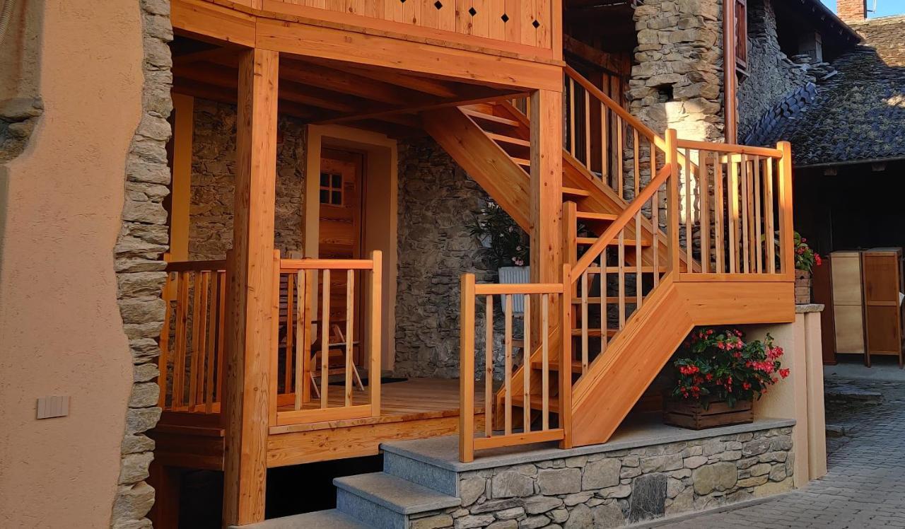 Au Fond Du Bourg Apartment Aosta Ngoại thất bức ảnh