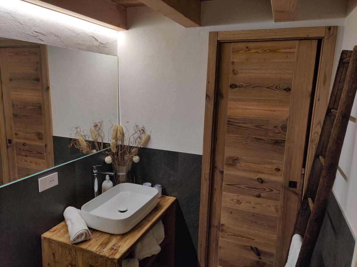 Au Fond Du Bourg Apartment Aosta Ngoại thất bức ảnh